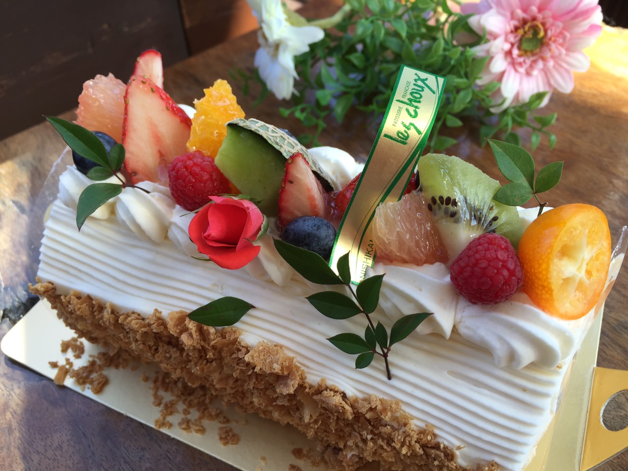 フルーツロールケーキ レ シュー 西鎌倉 湘南にあるケーキとお菓子のお店 Les Choux