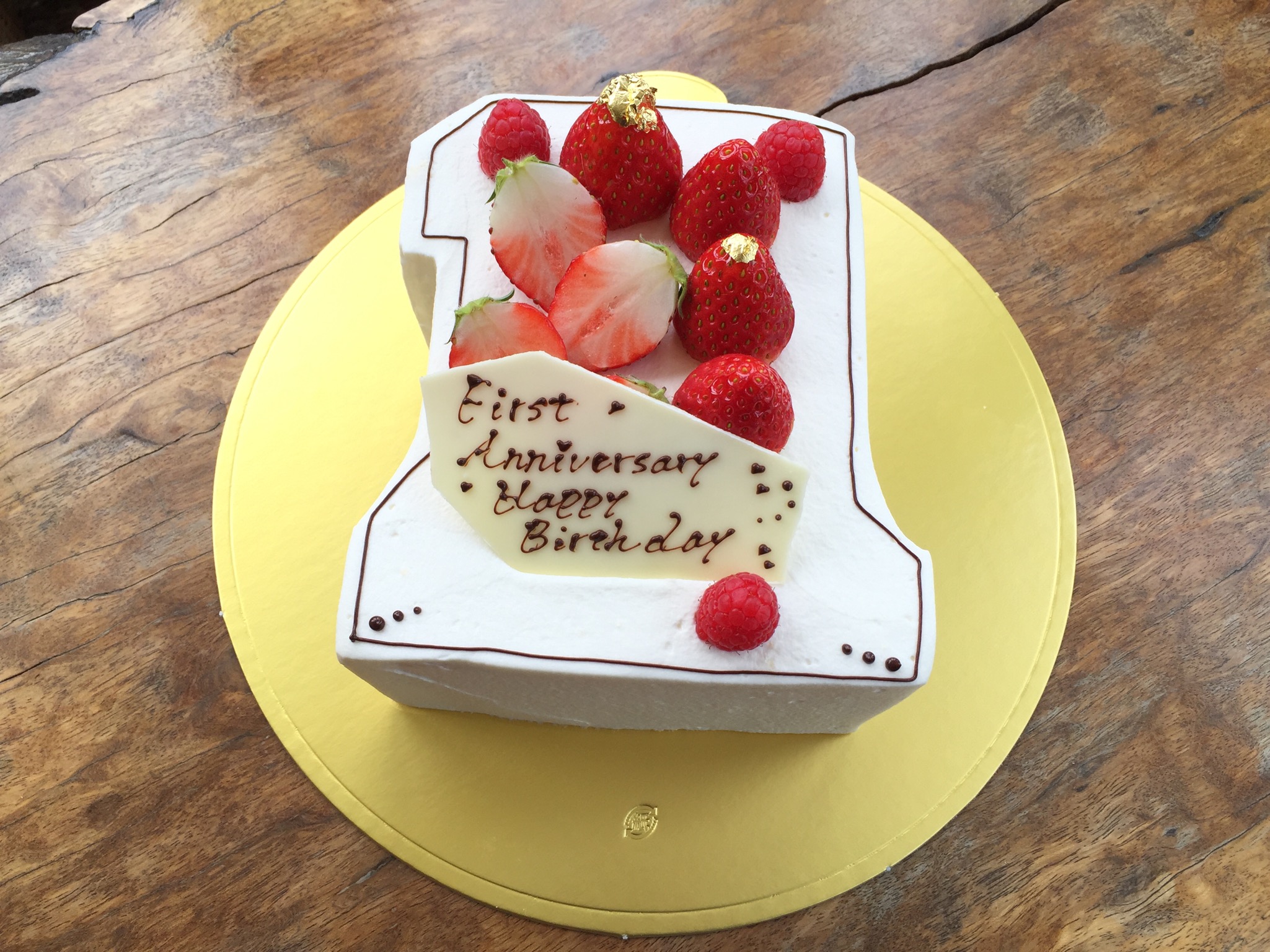 ご予約 数字のケーキ レ シュー 西鎌倉 湘南にあるケーキとお菓子のお店 Les Choux