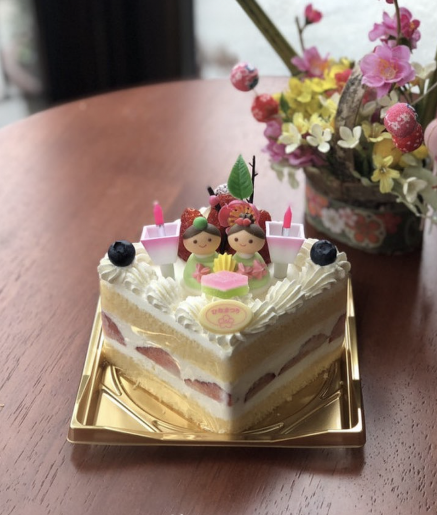 ひな祭りケーキについて レ シュー公式 インスタグラム レ シュー 西鎌倉 湘南にあるケーキとお菓子のお店 Les Choux